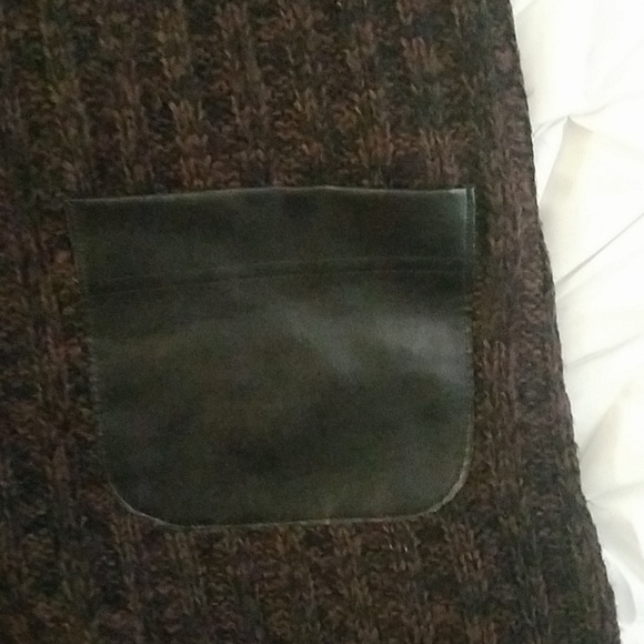 Cowl neck Sweater dress - Picture 4 of 5